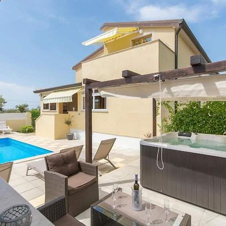 Gimy Villa&App 1 Porec Gedići Zewnętrze zdjęcie